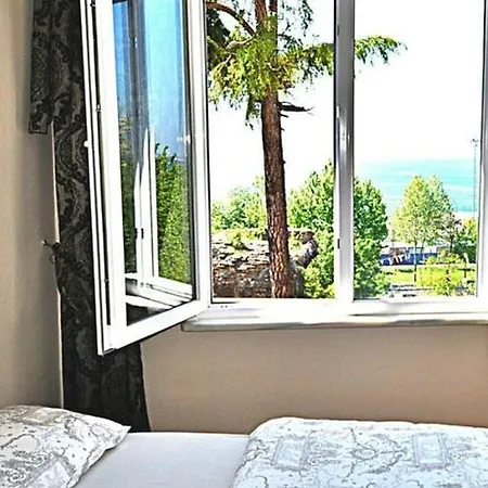 Adasultan Bed & Breakfast