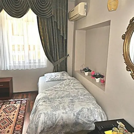 Bed & Breakfast Adasultan *
